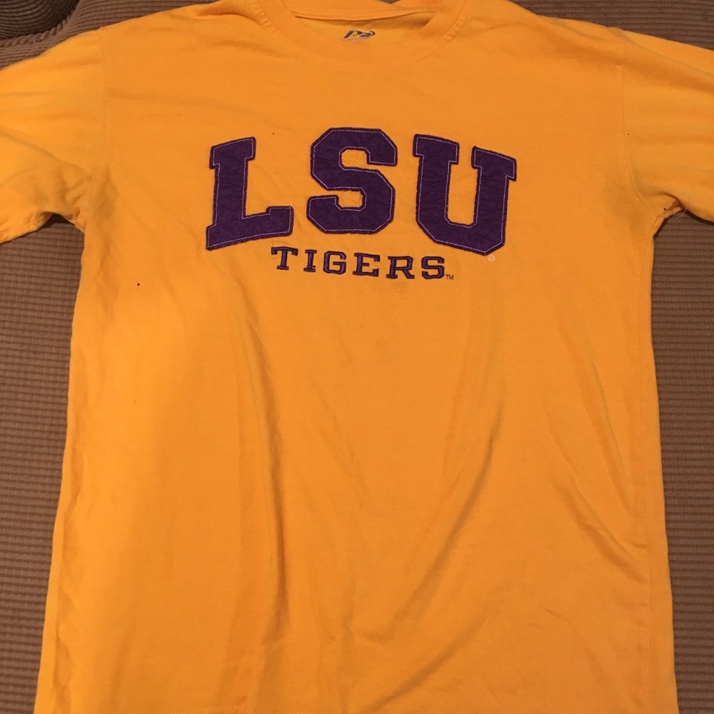LSU T-shirt by P2 size M appliqué front